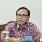 Langgaran Aturan, Tagel Winarta Tegaskan Bangunan di Kelingking Beach Harus Dibongkar