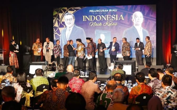 Buku “Indonesia Naik Kelas” Ungkap Strategi Keluar dari Middle Income Trap