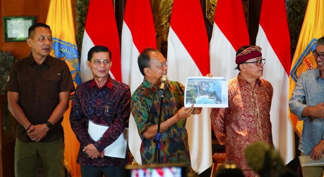 Kajian Pansus TRAP DPRD Bali Temukan 5 Pelanggaran Berat, Gubernur Koster Beri Waktu 6 Bulan Pembongkaran Lift Kaca di Pantai Kelingking
