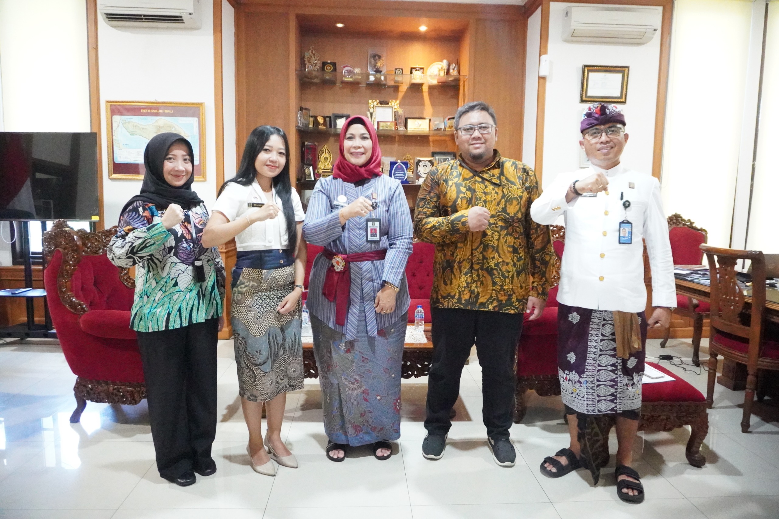 Monitoring Gabungan Kemenkum dan Setneg: Fasilitas Pelayanan Kanwil Bali Penuhi Standar, Kakanwil Komitmen Terus Berbenah
