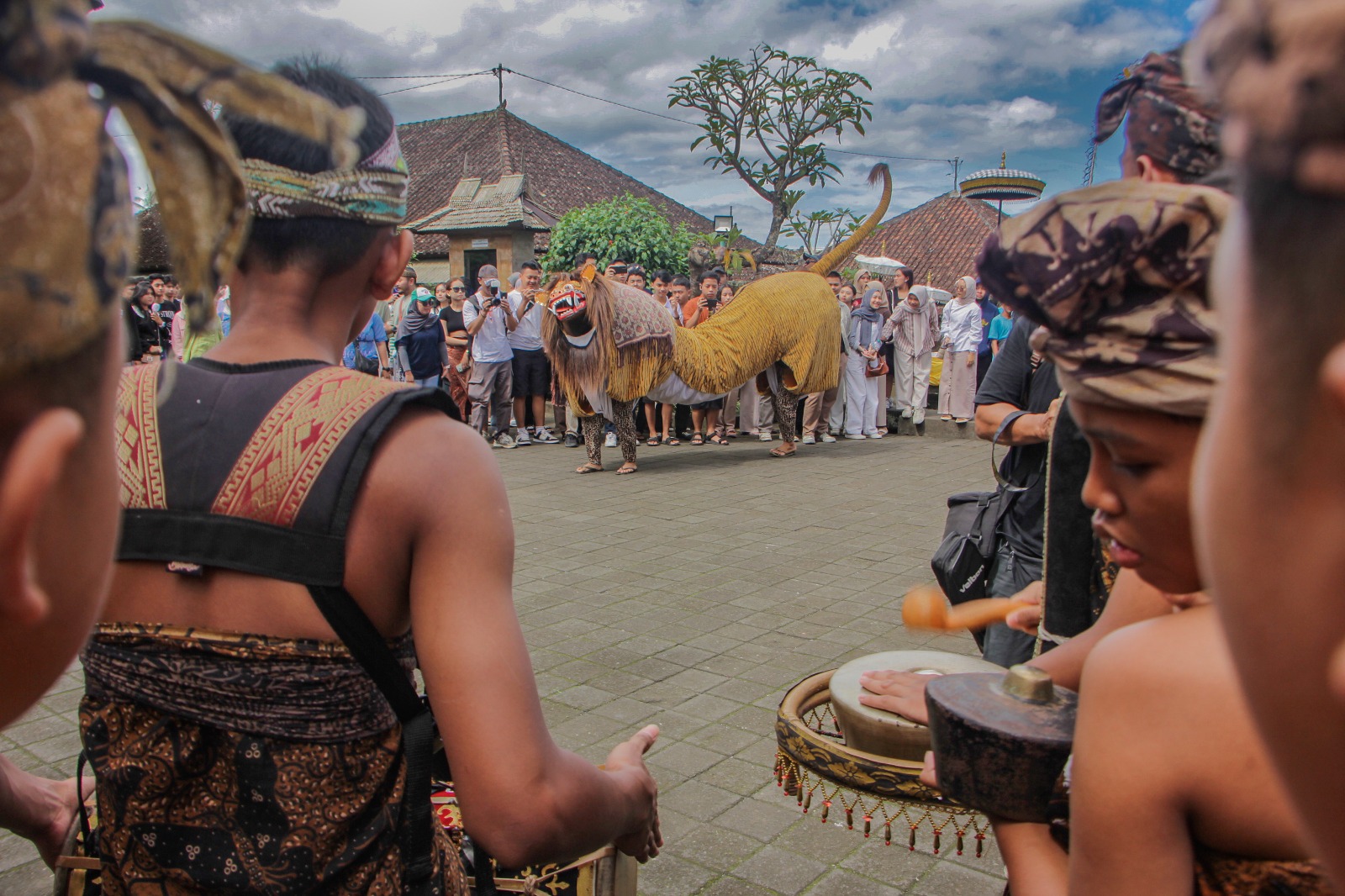 Sambut Libur Akhir Tahun, Penglipuran Gelar Parade Barong Macan hingga Dekorasi Bambu Ramah Lingkungan