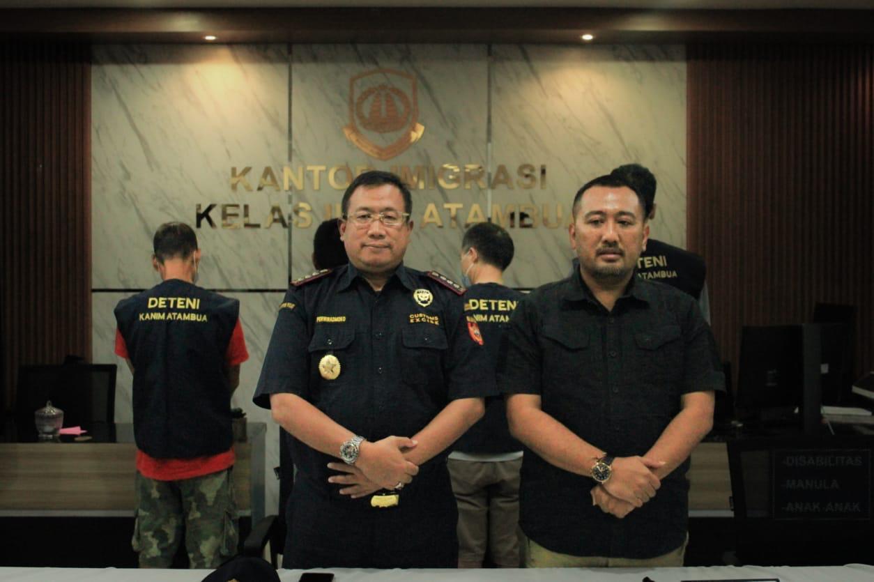 Kanim Atambua Raih Penghargaan Bhakti Chandra Pratama Atas Sinergi Unggul Gagalkan Penyeludupan