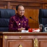 Dihadiri 46 Anggota DPRD, Gubernur Koster Jelaskan Raperda Penyertaan Modal BPD Bali