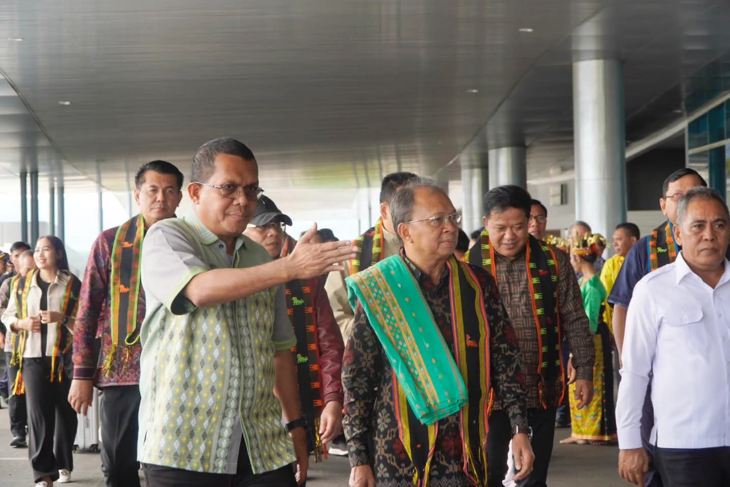 Bali-NTT Perkuat Harmoni Sosial, Gubernur Koster dan Gubernur Melki Laka Lena Teken Komitmen Bersama
