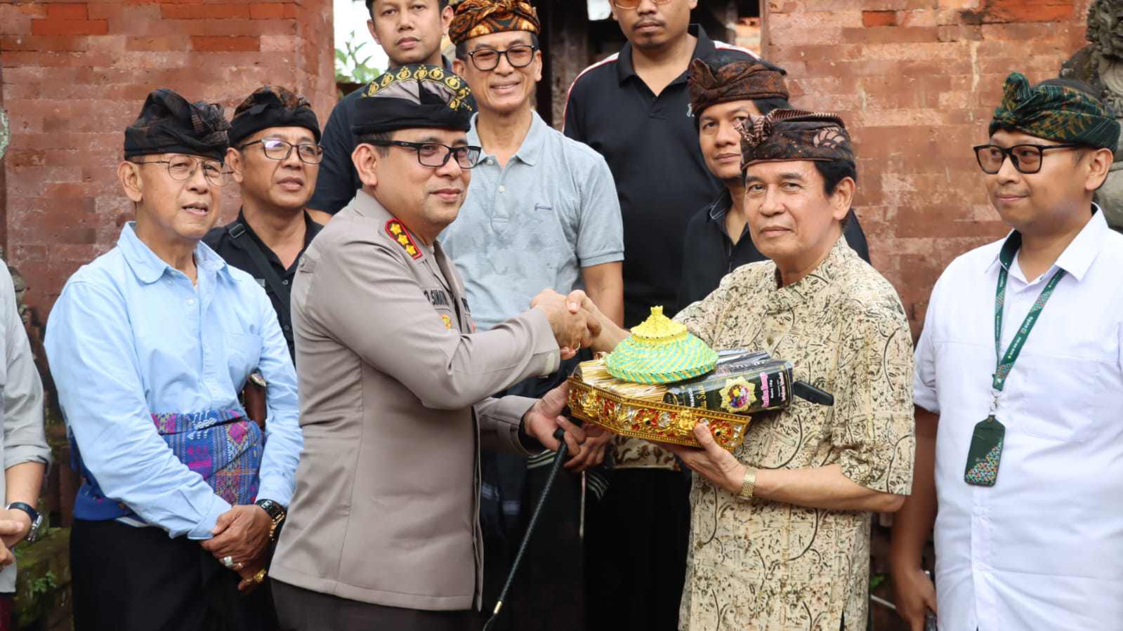 Perkuat Sinergi Polri dan Adat Jaga Kamtibmas, Kapolresta Denpasar Sambangi Puri Gerenceng Pemecutan.