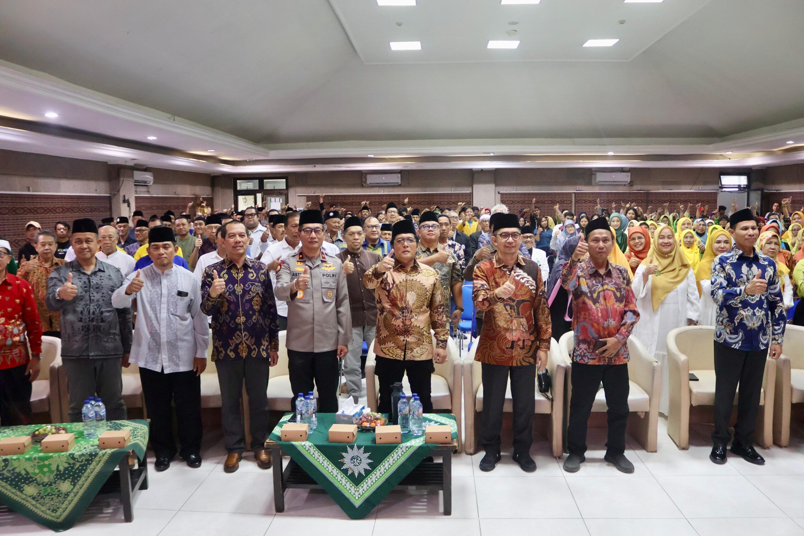 Hadiri Buka Puasa Bersama, Wagub Giri Prasta Motivasi Umat Muslim Jaga Toleransi sebagai Kekuatan Bernegara