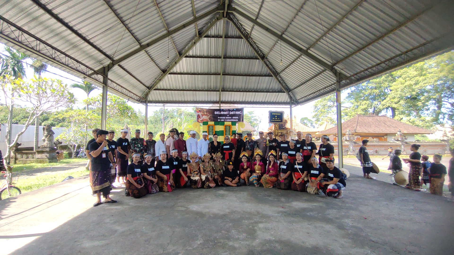 Tanamkan Cinta Budaya Sejak Dini, SD 2 Sibangkaja Gelar Parade Ogoh-Ogoh