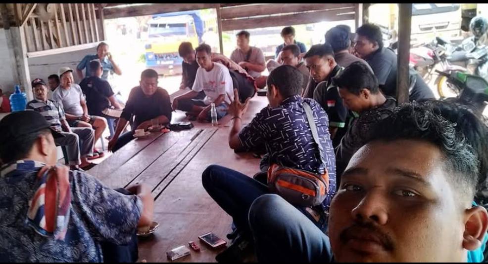 Supir Dumtruk Keluhkan Lonjakan Tarif Harga Tanah Timbun Urug Yang Berimbas Penyusutan  Ekonomi