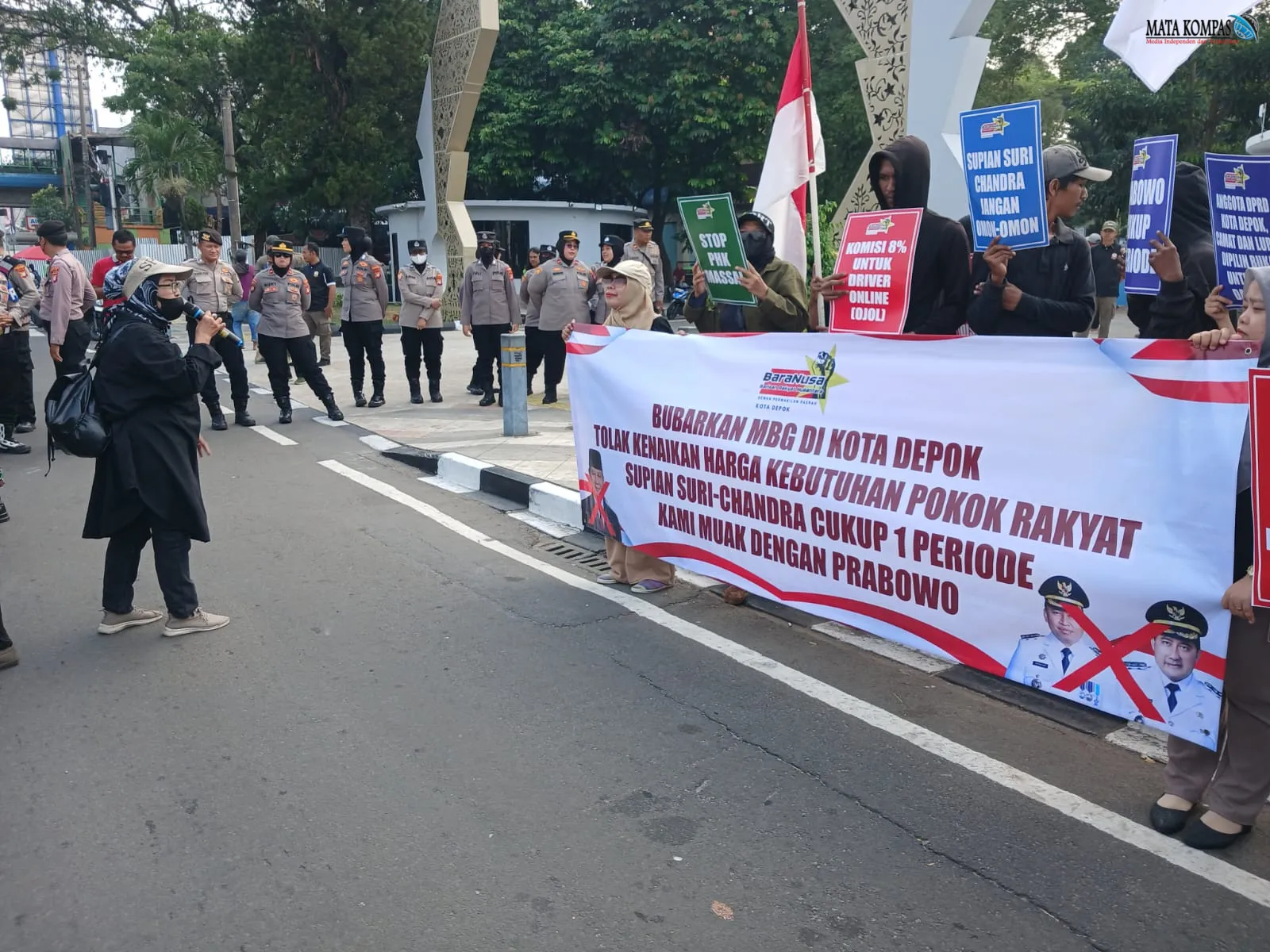 Dari Bubarkan MBG hingga Batasi Komisi Ojol: Inilah Tuntutan Warga Depok ​