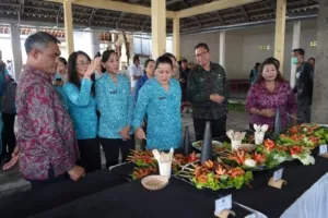 Aksi Sosial Bergerak & Berbagi di Gianyar, TP PKK Bali Perkuat Sinergi Layanan bagi Masyarakat