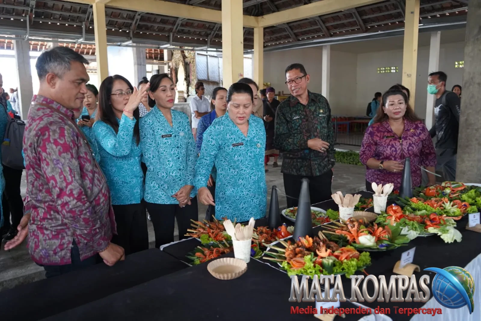 Aksi Sosial Bergerak & Berbagi di Gianyar, TP PKK Bali Perkuat Sinergi Layanan bagi Masyarakat