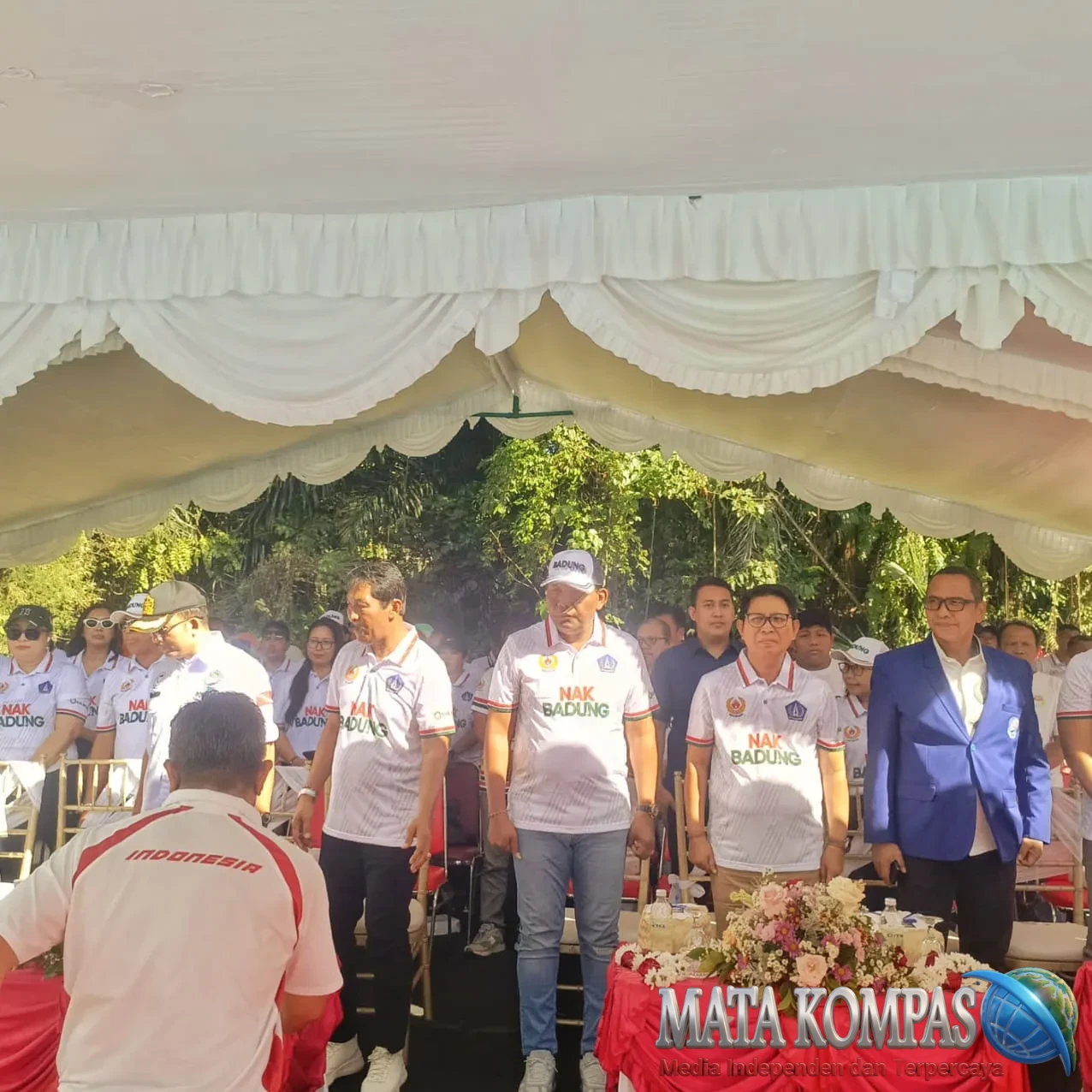 Bupati Badung I Wayan Adi Arnawa Bersama Ketua DPRD I Gusti Anom Gumanti Resmi Buka Piala Bupati Badung Finswimming Open 2026