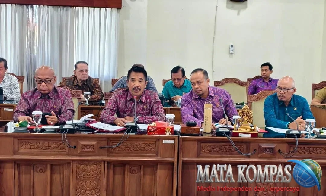 Ketua Komisi I DPRD Bali: Peran MDA dan Pararem Sangat Penting Cegah Kriminalitas, Pecalang Jangan Tumpang Tindih dengan Polisi