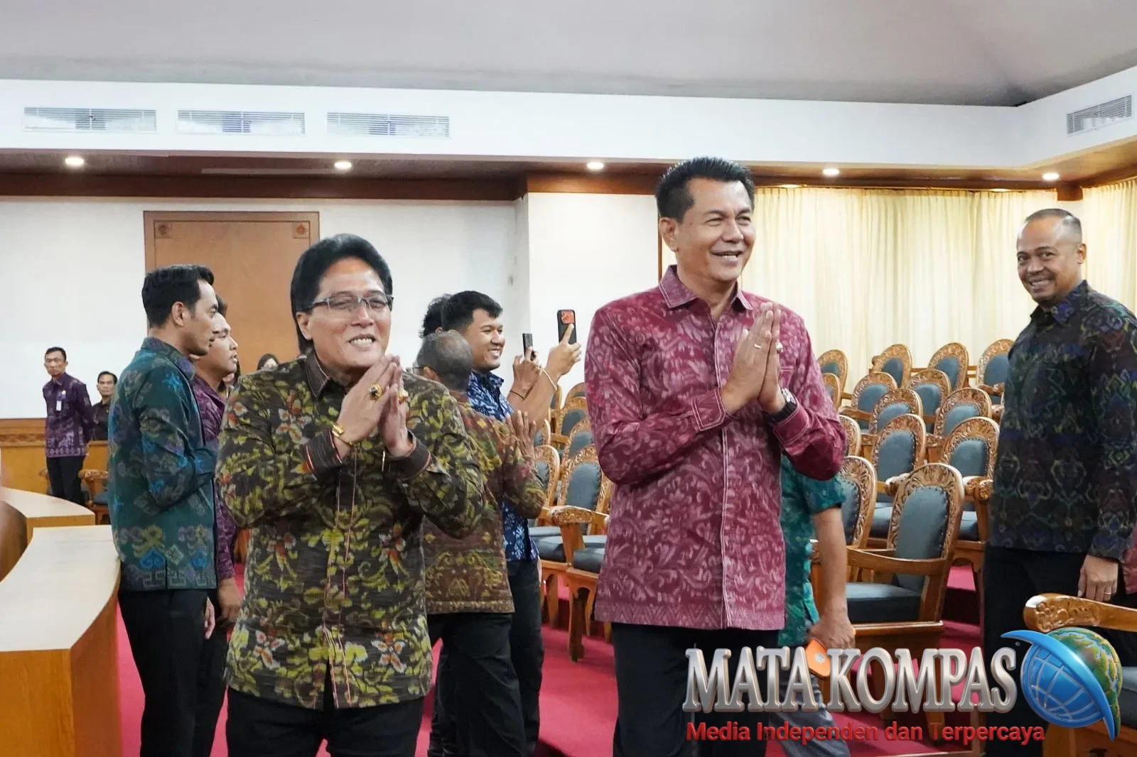 Dinamika Pansus TRAP Memanas, Golkar Mundur di Tengah Jalan, Dewa Jack Pastikan Kinerja DPRD Bali Tetap On Track hingga Oktober