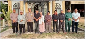 Komitmen Jaga Kamtibmas di Bukit Kapur Kapolsek Bukit Kapur Jalin Silaturahmi dengan LAMR