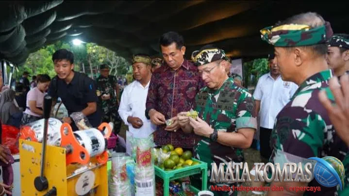 Festival Rakyat Nobar Bola Gembira Resmi Dibuka Pangdam IX/Udayana, Hadirkan Hiburan, UMKM, dan Semangat Persatuan.