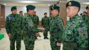Pangkostrad Pimpin Sertijab dan Tradisi Korps Prajurit Kostrad.