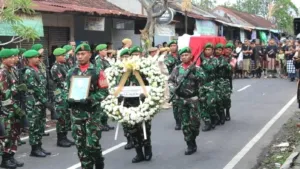 Dipimpin Langsung Dandim, Kodim 1611/Badung Gelar Upacara Militer Pelepasan Jenazah Almarhum Peltu A. Agung Gede Putra Wirata.