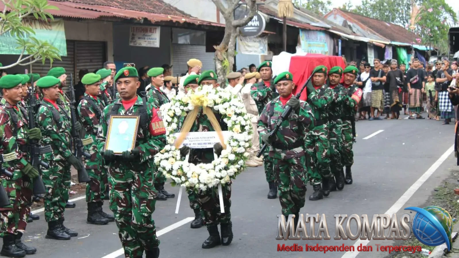 Dipimpin Langsung Dandim, Kodim 1611/Badung Gelar Upacara Militer Pelepasan Jenazah Almarhum Peltu A. Agung Gede Putra Wirata.