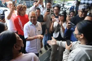 Rahina Tumpek Krulut, Gubernur Koster Traktir 10 Ribu Cup Kopi Gratis di Jenar Kopi, Dorong Kecintaan terhadap UMKM Lokal