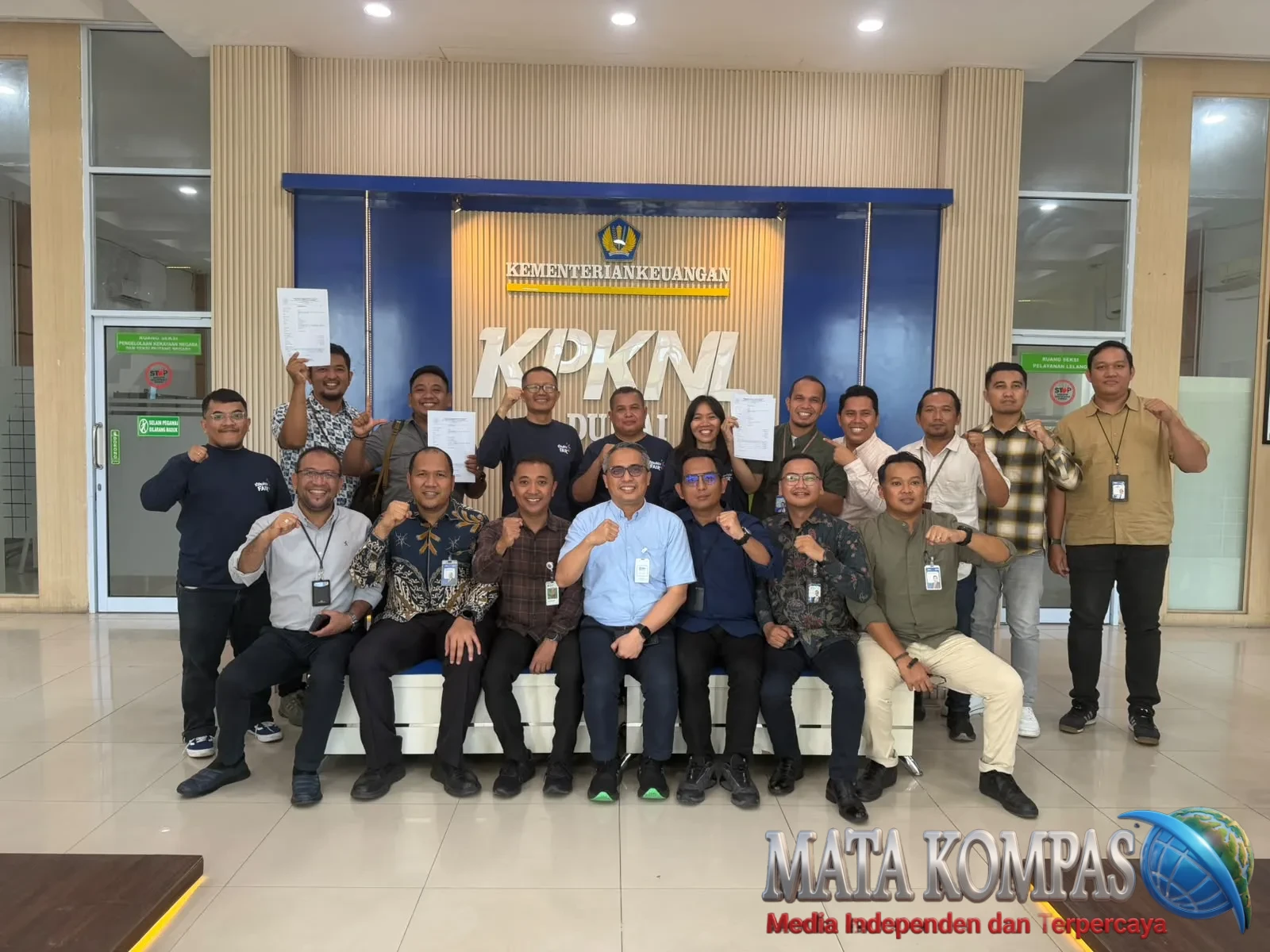 Kacab Bank BRI Duri Eka Marvianda Bersama Staf Turut Hadiri Kemenkeu Fair KPKNL Dumai
