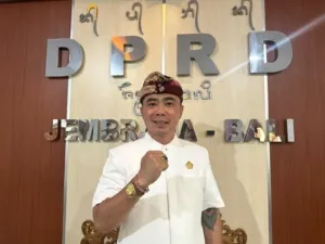Cuhok Desak Kabel Provider Semrawut Ditertibkan: Jangan Tunggu Korban Berjatuhan!