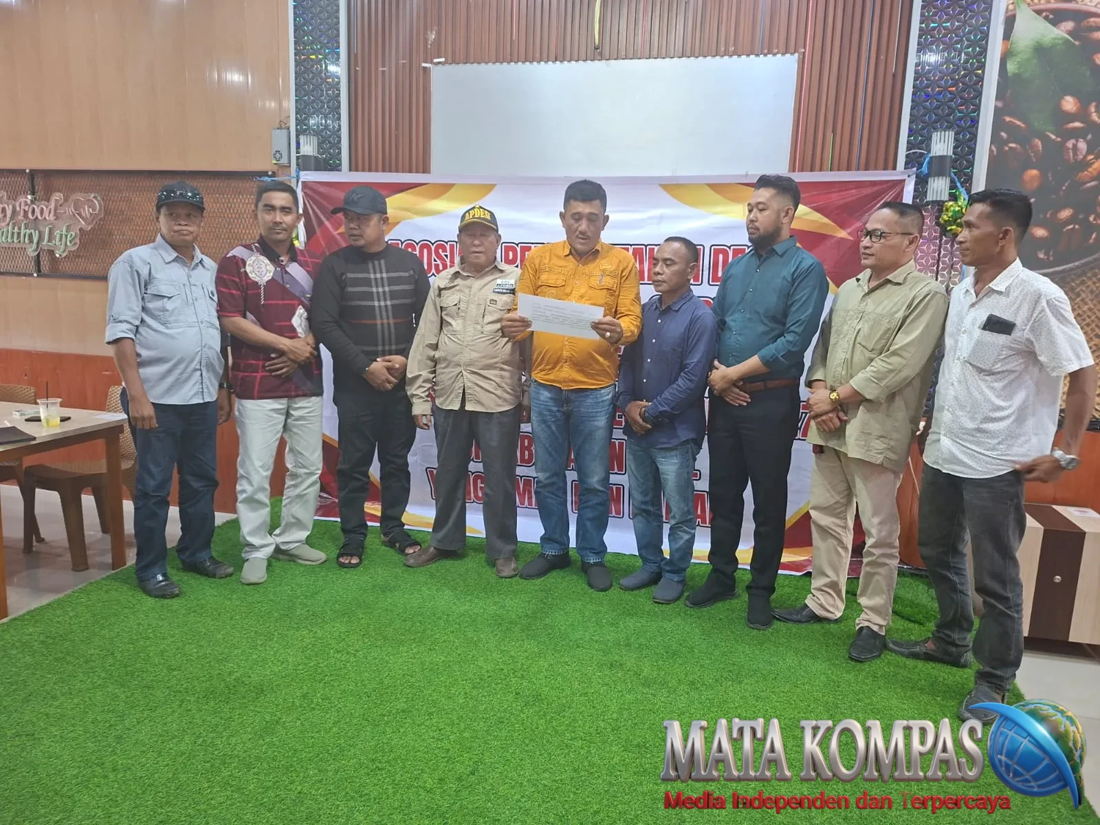 Polda Riau Lakukan Sosialisasi dan Edukasi Perhelatan Pilkades Serentak di Kabupaten Inhil Oleh Subdit Politik Dit Intelkam