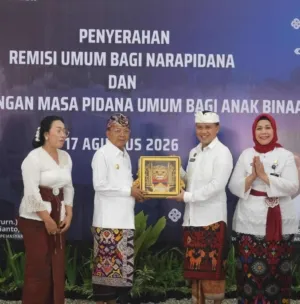 Gubernur Koster Bacakan Sambutan Menteri pada Pemberian Remisi di Lapas Kerobokan.