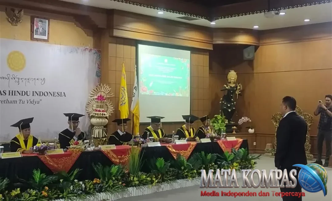 Agung Gede Dalem Pemayun Raih Doktor UNHI, Dorong Sewaka Dharma Jadi Fondasi Pelayanan Kesehatan Biddokkes Polda Bali