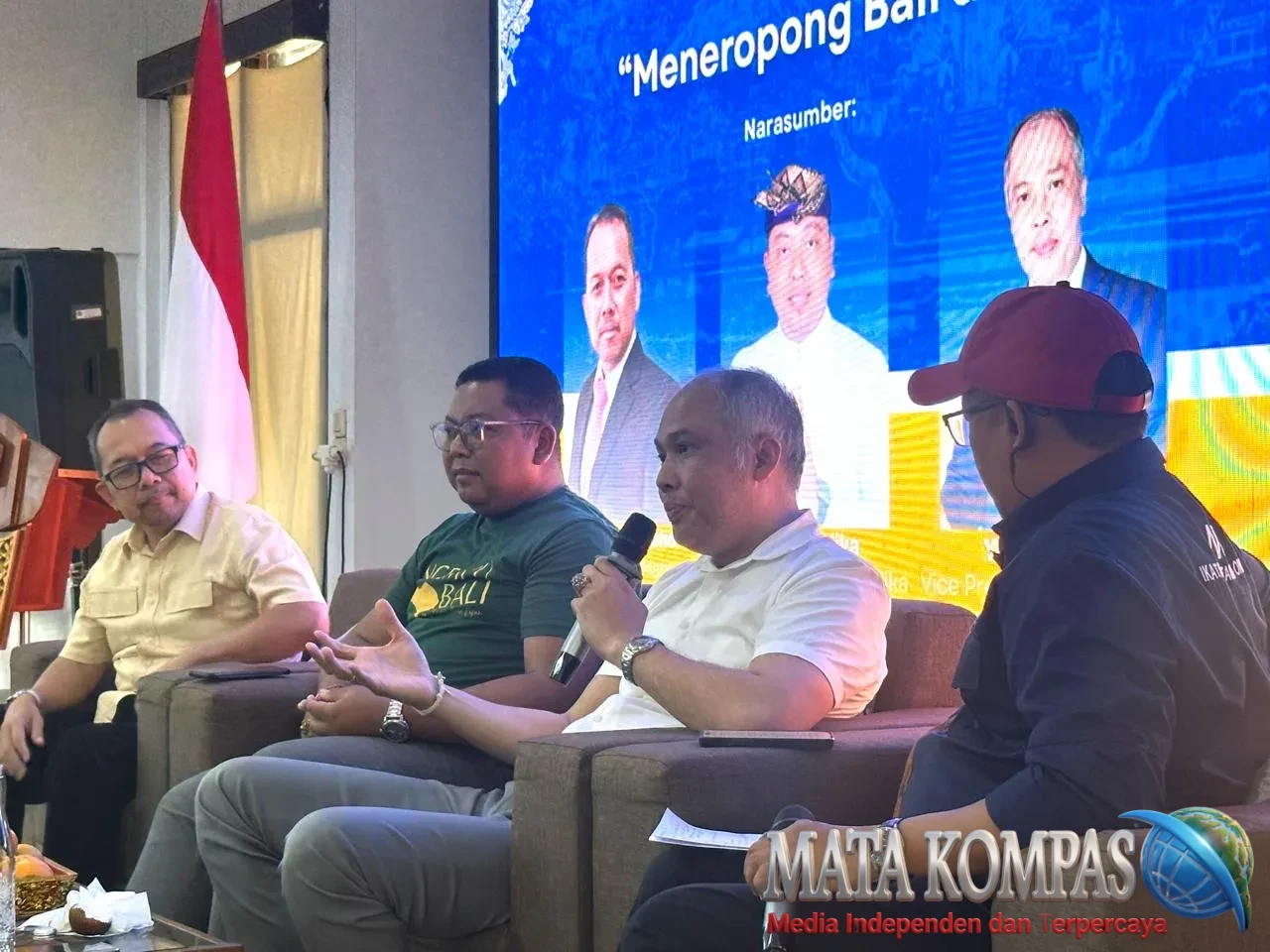 IWO Gelar Dialog Publik “Meneropong Bali dari Sudut Berbeda”, Dr. Yoga Iswara Dorong Paradigma Baru Pariwisata Bali