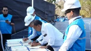 Koster-PLN Teken Kesepakatan, Bali Percepat Transisi Energi Bersih dan Kurangi Ketergantungan BBM.