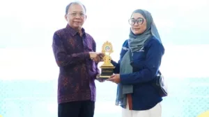 HUT ke-14 IWO Indonesia dan HUT ke-1 IWO Bali, Koster Tegaskan Pers Online Harus Kritis, Objektif dan Berpihak Pada Kepentingan Publik.