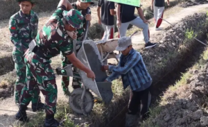 Desa Buruan Jadi Lokasi Karya Bakti TNI AD, Kebersamaan TNI dan Rakyat Makin Kokoh