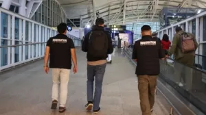 Imigrasi Ngurah Rai Deportasi WNA Australia, Dicekal 10 Tahun Usai Video Viral di Berawa