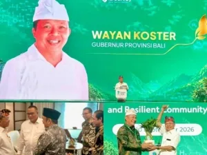 Gubernur Koster Pasang Prinsip Buat Bali: Tumbuh Tanpa Korbankan Alam Sumbang Hampir 55 Persen Devisa Pariwisata Nasional.