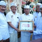 Gubernur Wayan Koster Hadiri Puncak Karya Panca Wali Krama Ulun Danu Batur, Rawat Kesucian Alam Bali