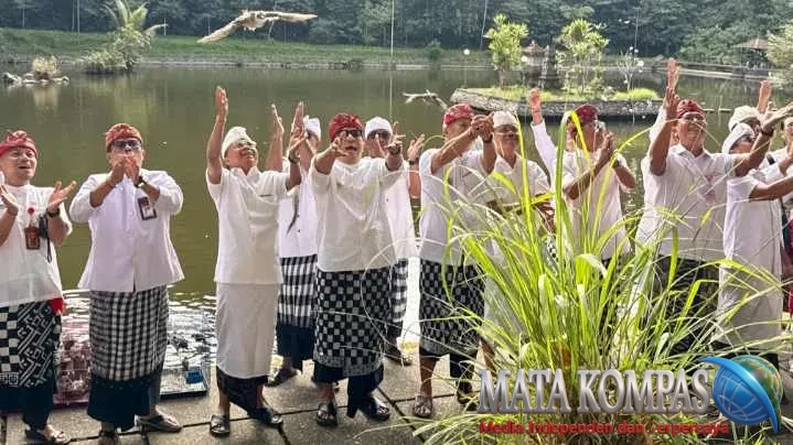 Tumpek Uye Dirayakan Serentak di Bali, Koster Tegaskan Penghormatan Pada Satwa Harus Diwujudkan Dengan Aksi Nyata