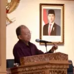 Gubernur Koster Sampaikan RAPBD 2027 Rp6,1 Triliun, Defisit Rp475 Miliar.