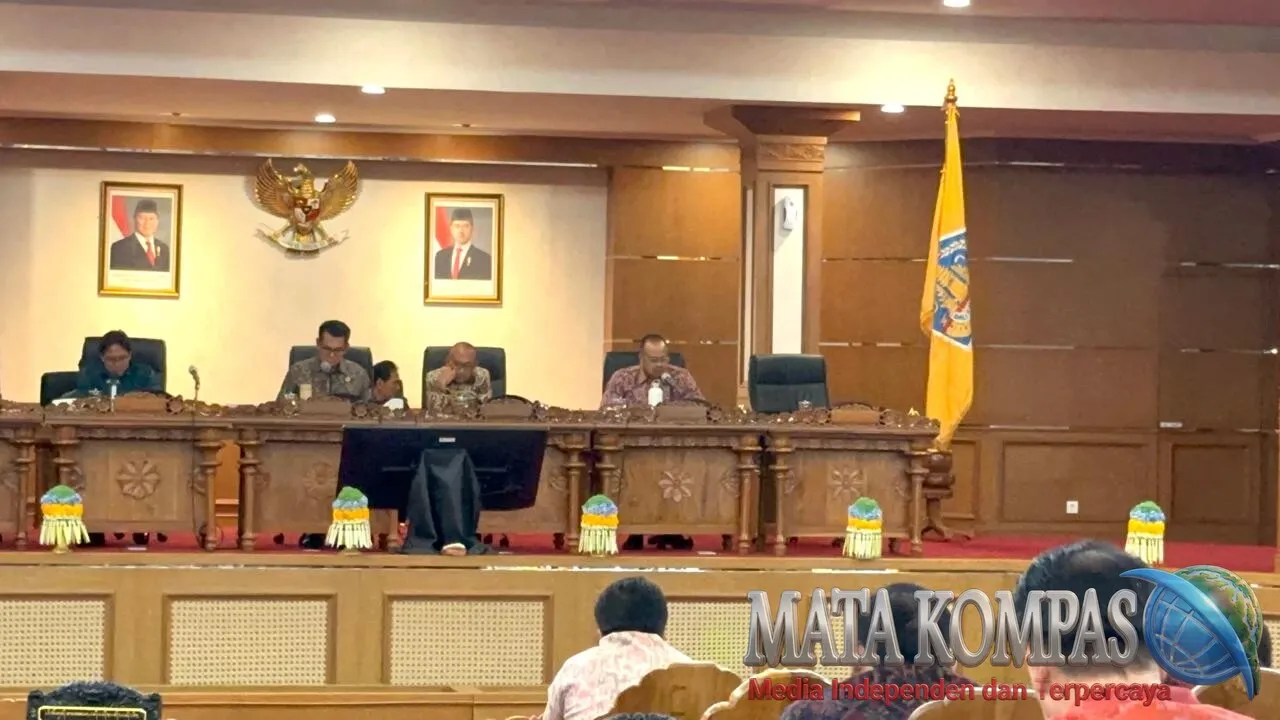Resmi! Rekomendasi Pansus TRAP Dibacakan Pimpinan DPRD Bali di Hadapan Eksekutif, Pemprov Diminta Tindak Lanjut